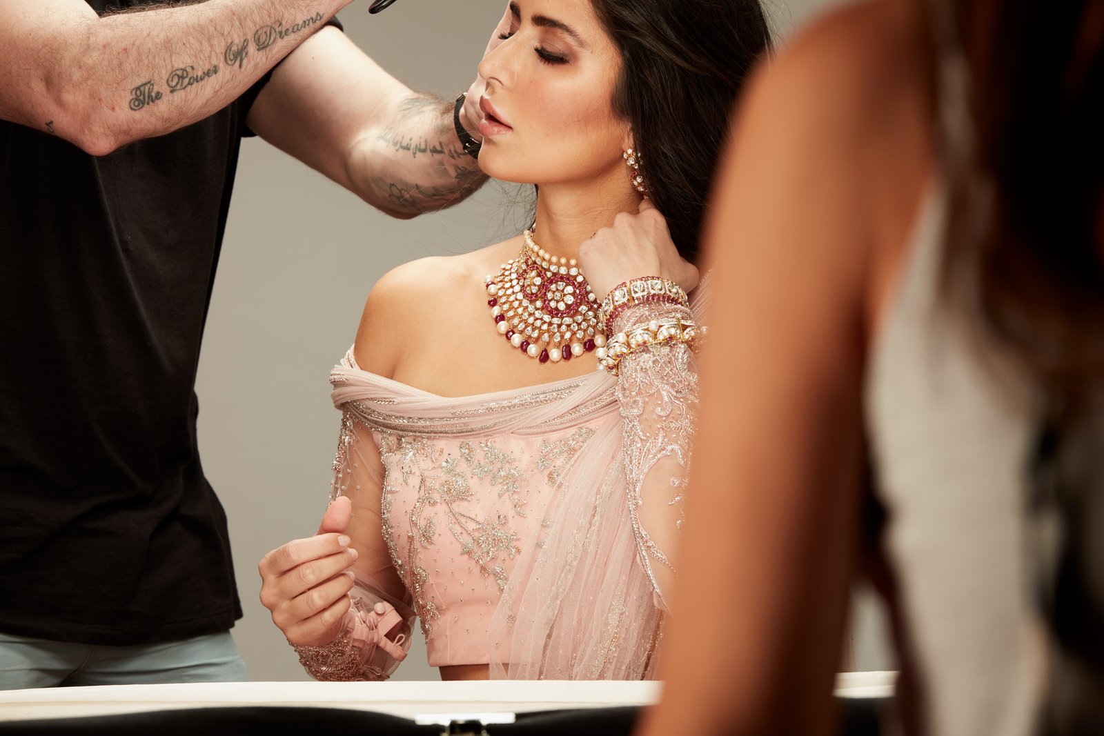 Behind The Scenes Katrina Kaif Photo Shoot For Kalyan Jewellers Desinema