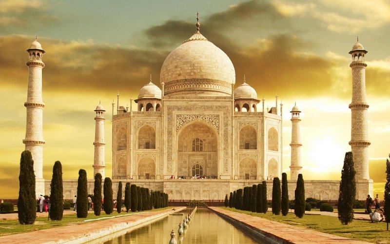 Taj Mahal Colour Changing - Supreme Court Expresses Concern