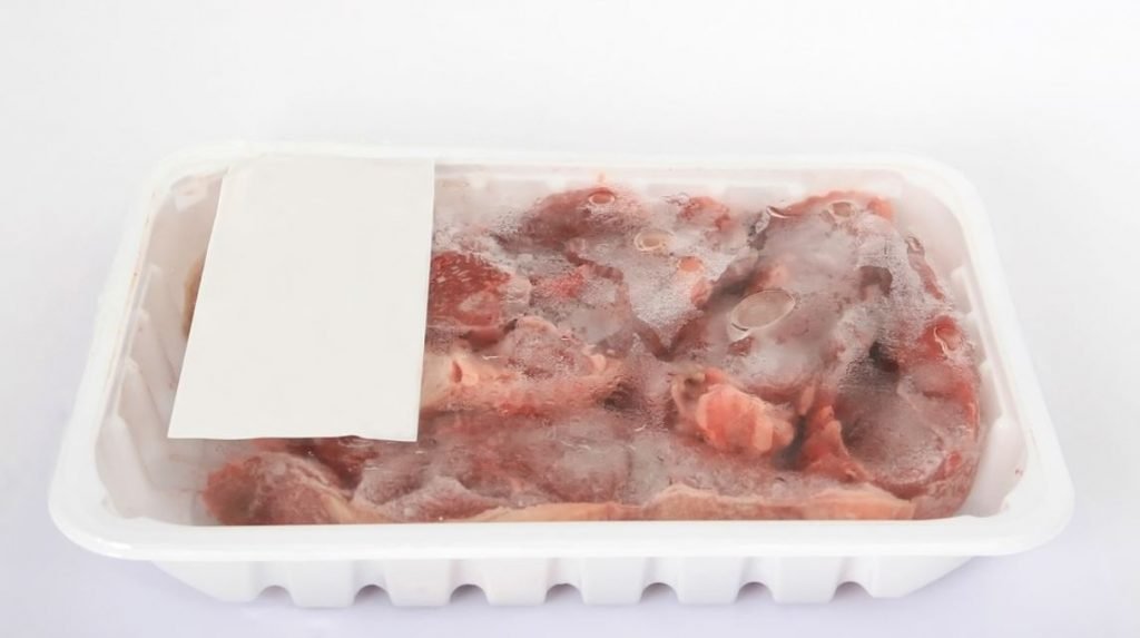 Food additive in frozen meat crackers worsens flu 1