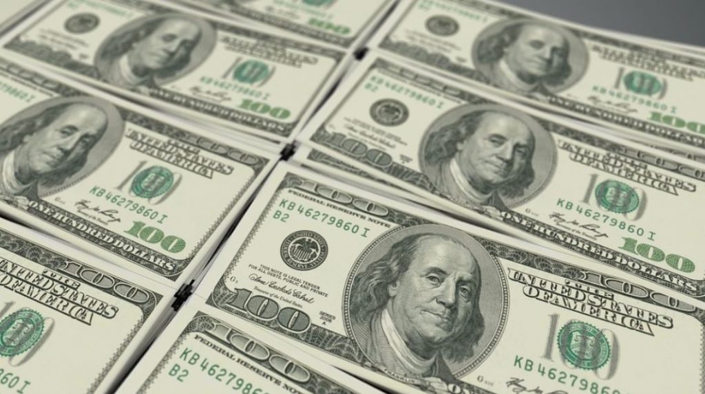 US dollar rises amid Feds upbeat beige book 1