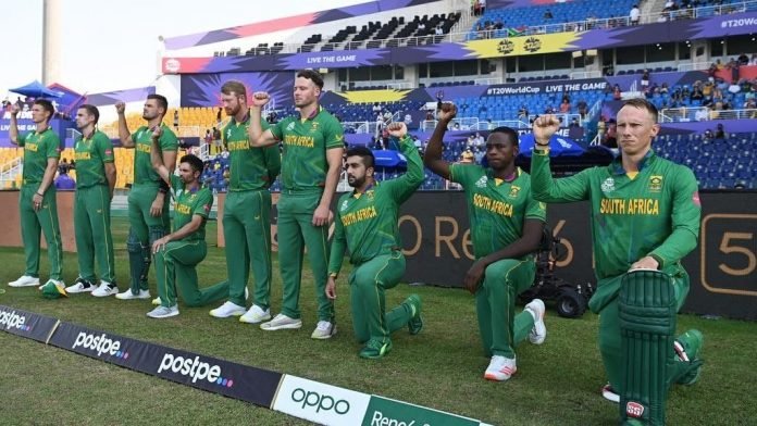T20 World Cup: Cricket South Africa directs players to collectively 'take the knee.