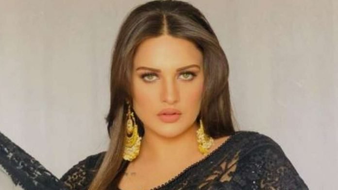 Himanshi-Khurana-takes-to-aerial-silk-for-fitness-