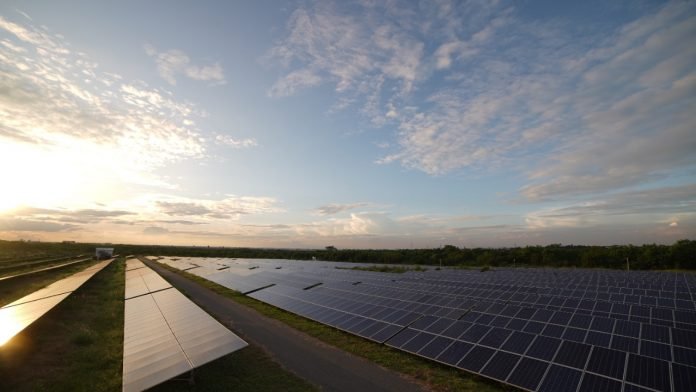 Airport commissions second solar power plant.
