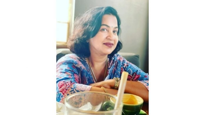 Actress-Radhika-Sarathkumars-Twitter-account-hacked-
