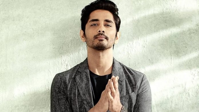 Pitiful-cowards-Actor-Siddharth-on-trolls-attacking-his-mother-on-social-media