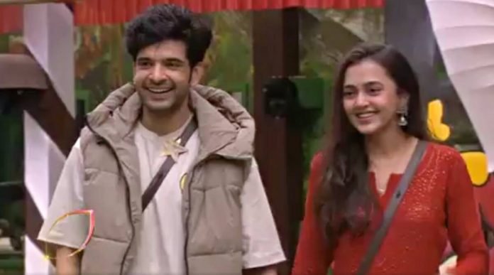 Bigg-Boss-15-Joy-for-Karan-Tejasswi-as-families-approve-of-their-relationship