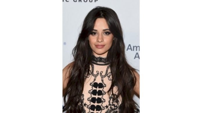 Camila-Cabello-visits-adult-shop-after-Shawn-Mendes-split