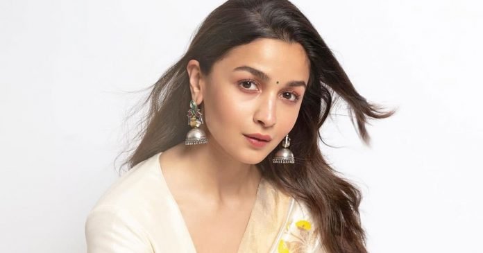 Alia-on-Gangubai-Kathiawadi-Shes-sunshine-but-theres-sadness-in-her-IANS-Interview