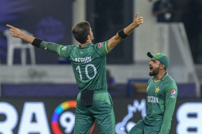 Ricky-Ponting-delivers-high-praise-on-Babar-Azam-Shaheen-Afridi