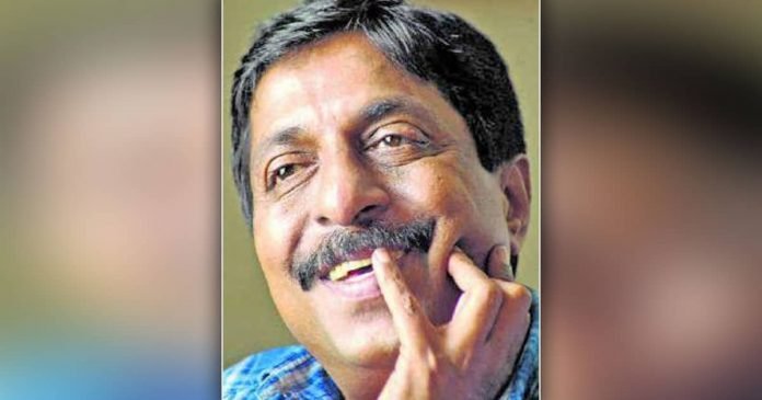 Noted-Malayalam-actor-Sreenivasan-recovering-after-heart-surgery