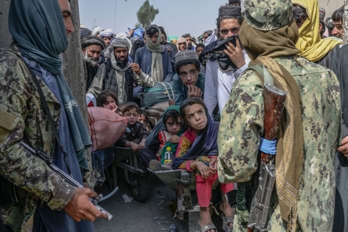 63-IS-terrorists-surrender-in-Afghanistan