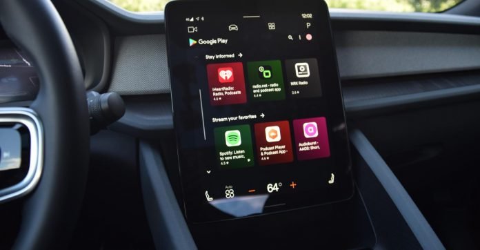 Browse-web-from-your-car-display-soon-with-Google-Android-Auto