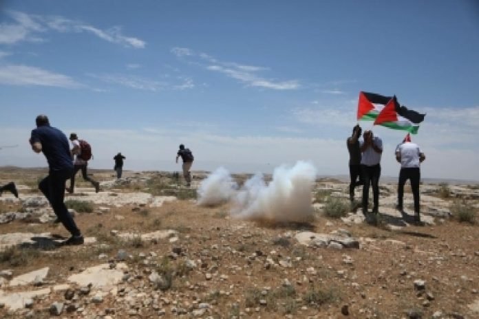 Palestinian-teen-killed-90-injured-in-West-Bank-clashes