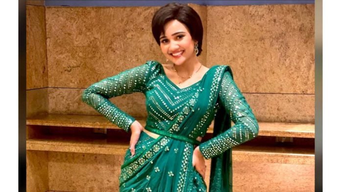 Ashi-Singh-takes-up-completely-new-avatar-in-Meet-