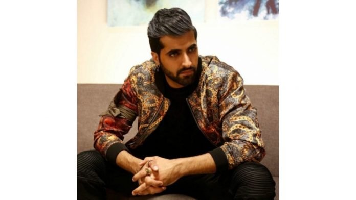 Akshay-Oberoi-says-he-enjoyed-playing-bisexual-antagonist-in-Flesh