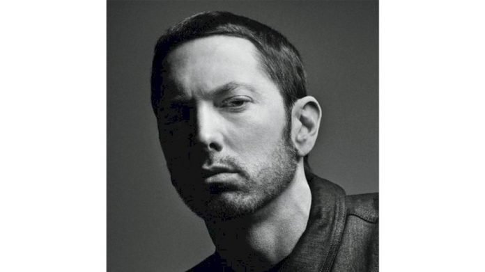 Eminem-reveals-tracklist-for-new-album-featuring-Rihanna-Beyonce