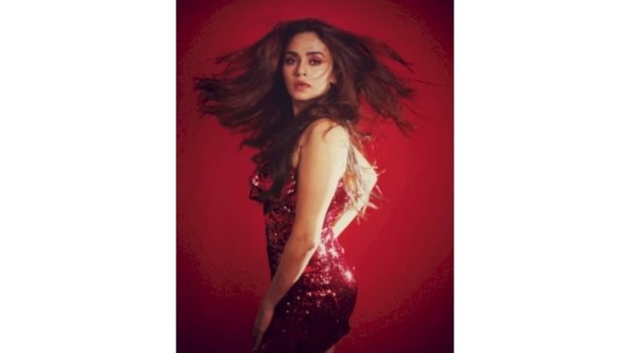 KKK-star-Amruta-Khanvilkar-to-be-seen-on-Jhalak-Dikhhla-Jaa-10-
