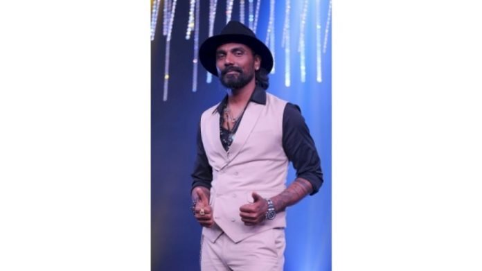 Remo-DSouza-pays-off-DID-Super-Moms-contestant-Varshas-loan