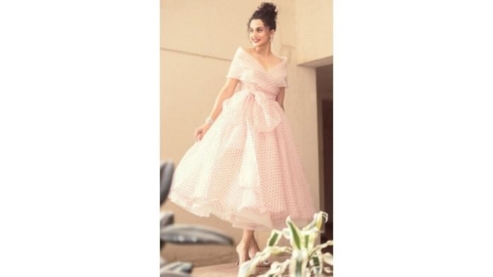 Taapsee-reveals-reason-behind-not-appearing-on-Koffee-With-Karan-