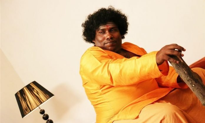 Yogi-Babu-starrer-Lokal-Sarakku-will-be-about-the-evils-of-alcoholism