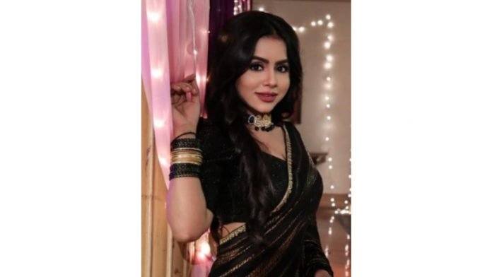 12-hour-shifts-leave-TV-soap-actors-with-no-personal-life-Pratiksha-Rai