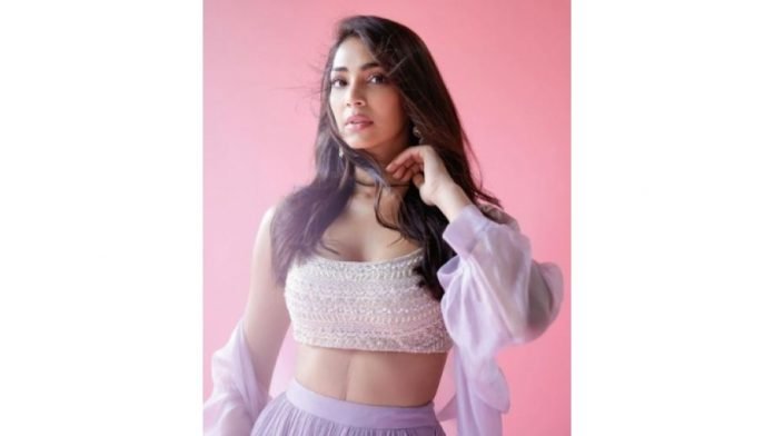 In-audience-in-2017-Yogita-Bihani-returns-to-The-Kapil-Sharma-Show-as-guest