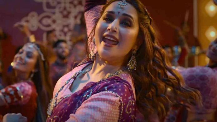 Shreya-Ghoshal-Boom-Padi-is-special-as-its-Madhuris-first-ever-garba-dance-number