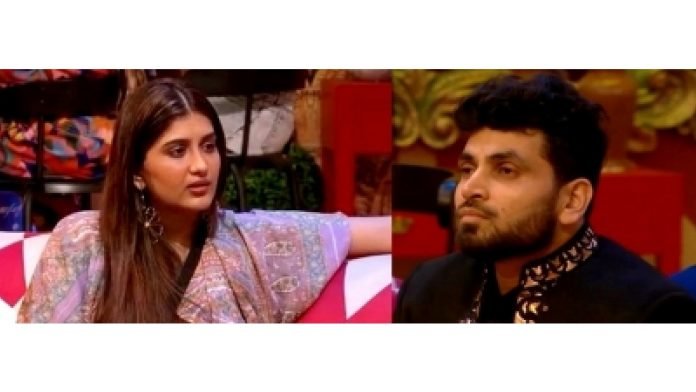 Bigg-Boss-16-Nimrit-breaks-down-in-tears-after-fight-with-Shiv-Thakare