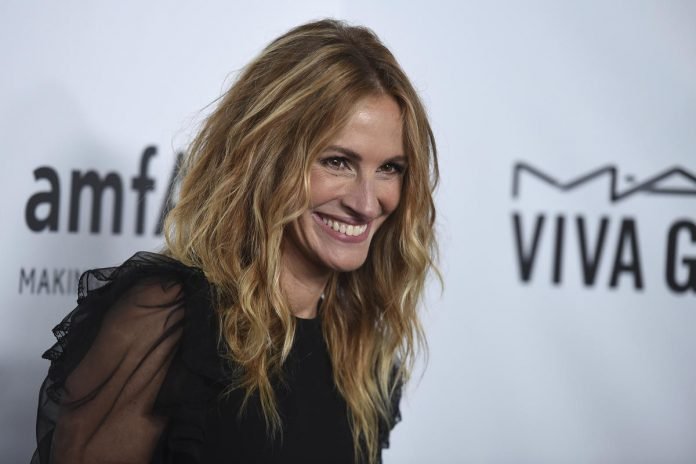 For-Julia-Roberts-domestic-life-brings-more-joy-than-career